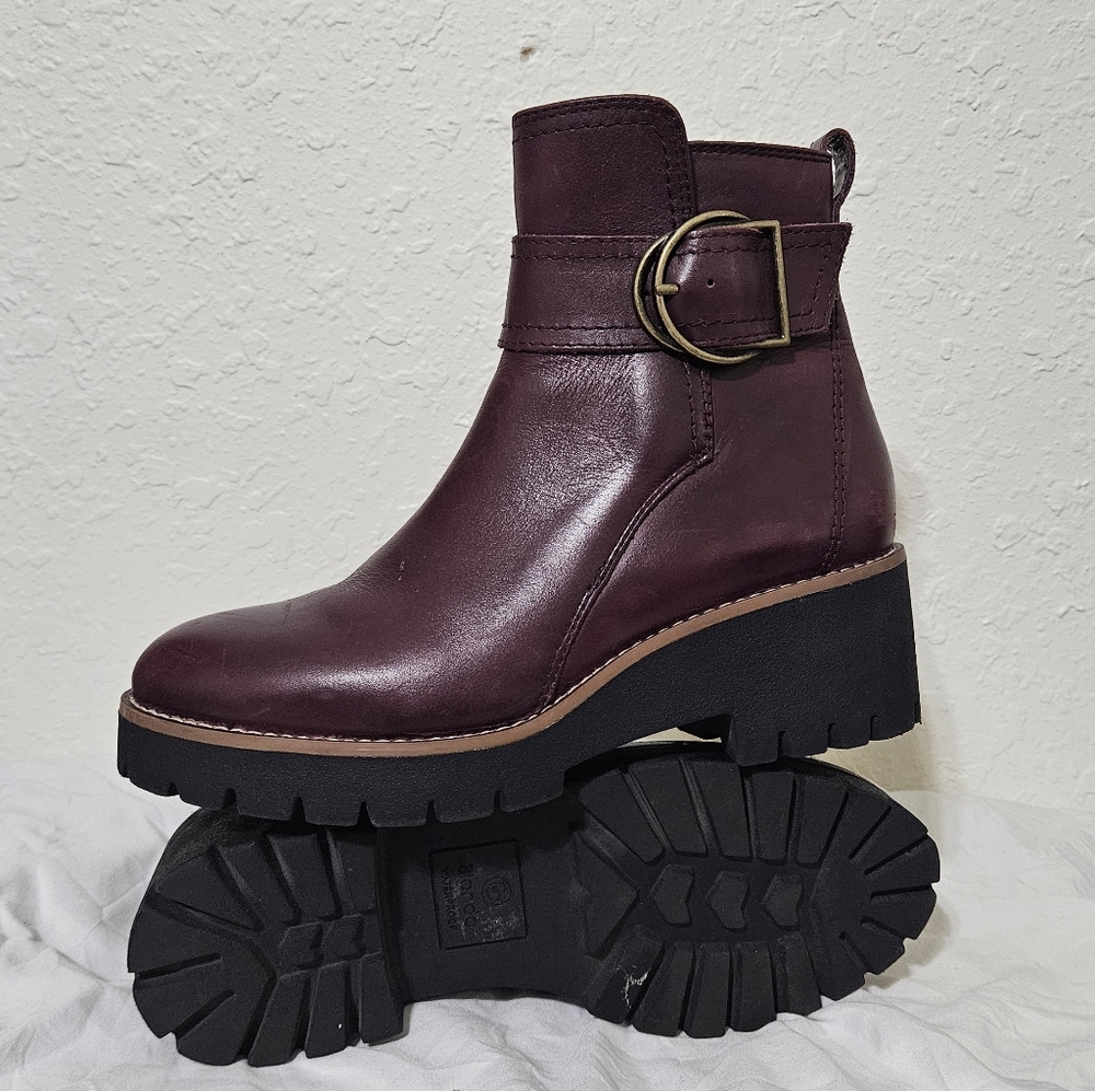 Blondo maroon low wedge winter boots size 7